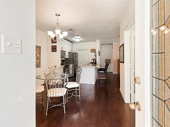 3rd image of 3511 Audubon Trce #3511