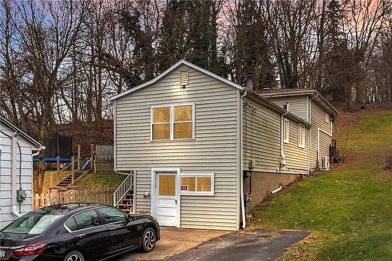 155 McGovern Blvd photo 1