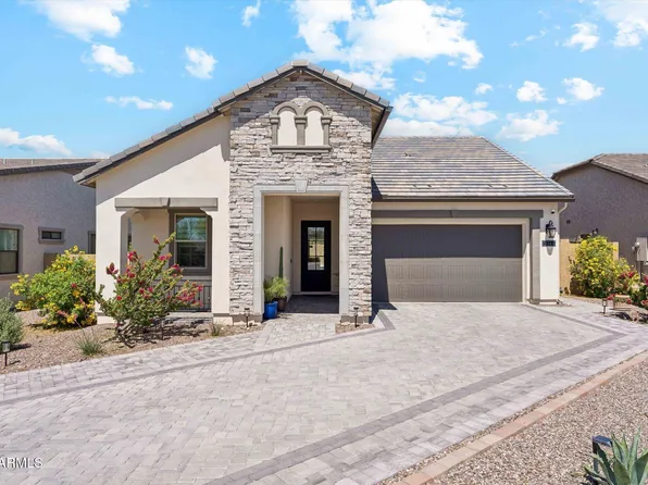 8044 E June Circle, Mesa, AZ 85207