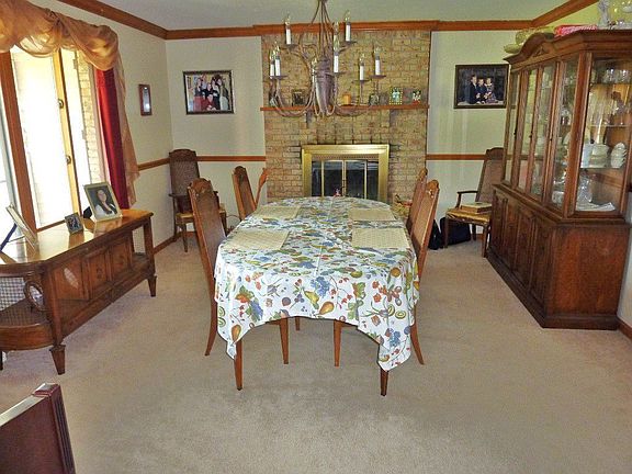 5th image of 204 Greenbriar Dr