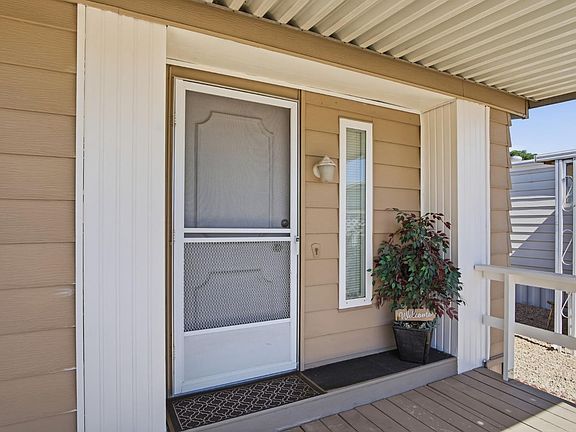 5th image of 2240 Golden Oak Ln Space 94
