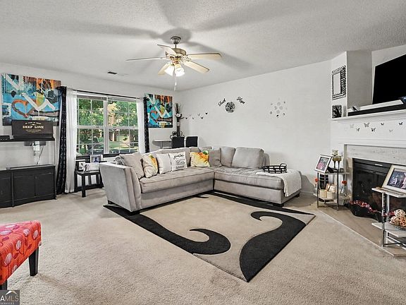 2nd image of 1763 Fielding Way