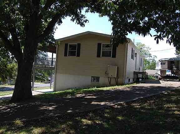4th image of 34586 Crappie Ave