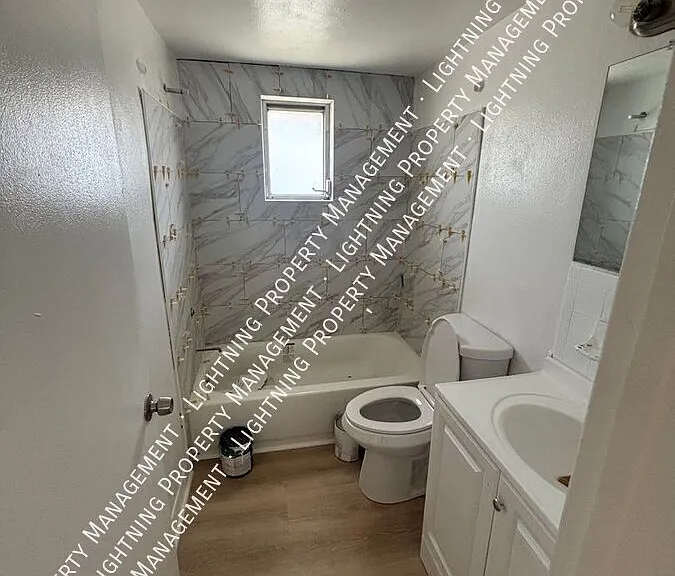 4522 Audrey Ln — Photo 2
