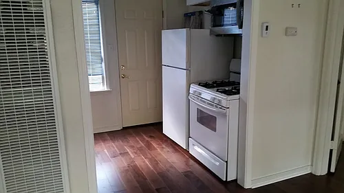 350 Grand St #2 Photo 1