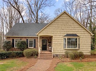 652 Friar Tuck Rd, Winston Salem, NC 27104