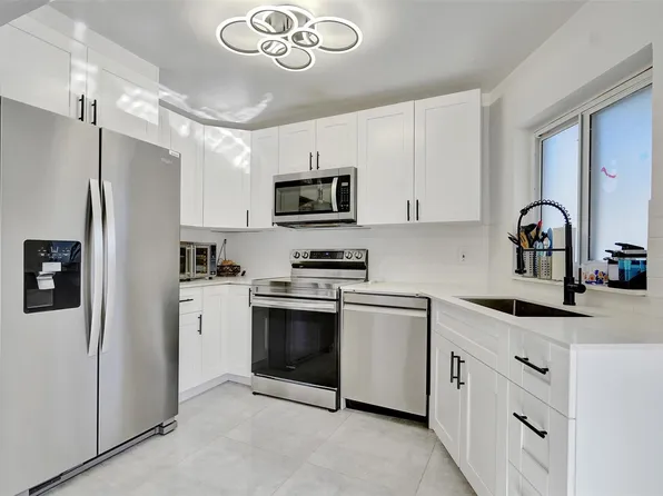 1904 SW 28th St, Fort Lauderdale, FL 33315