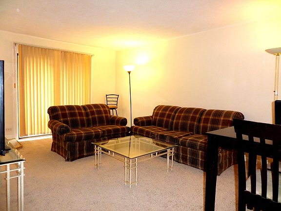 4th image of 2263 Country Club Dr APT 16