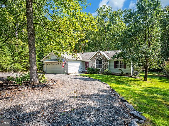 2nd image of 220 Creekside Dr
