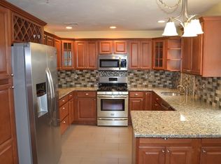 2 Centre Ave #2A, Dorchester, MA 02124