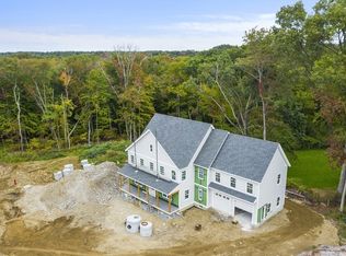 5 Red Hawk Trl, Acton, MA 01720