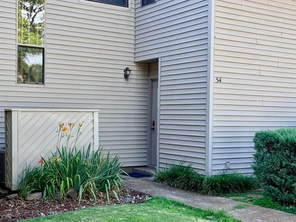 135 Hillview Dr APT 54, Fairfield Bay, AR 72088