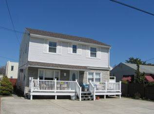 207 E Monterey Ave, Wildwood Crest, NJ 08260