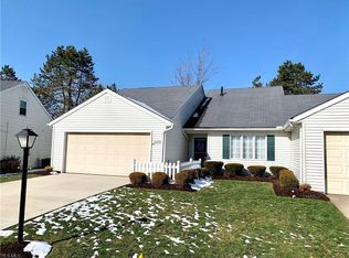 16708 Lake Circle Dr, Strongsville, OH 44136