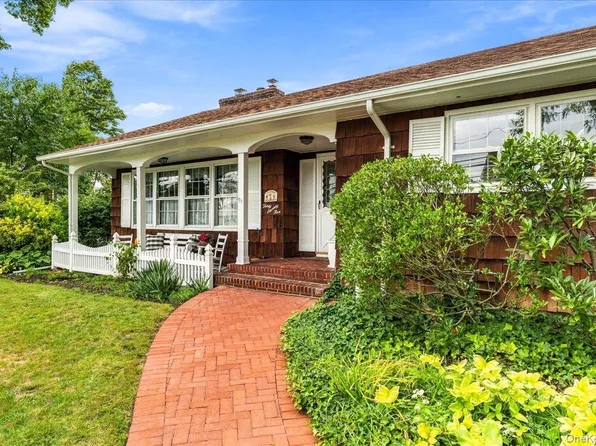 3075 Wilson Avenue, Wantagh, NY 11793