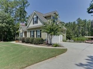 20 Elders Mill Estates Dr, Senoia, GA 30276