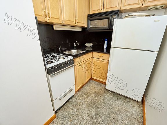 4th image of 50 Bayard St APT 6B