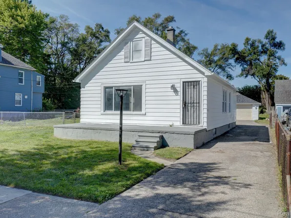 21125 Doepfer Rd, Warren, MI 48091