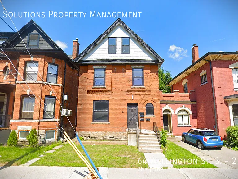 64 Wellington St S #2 — Photo 1