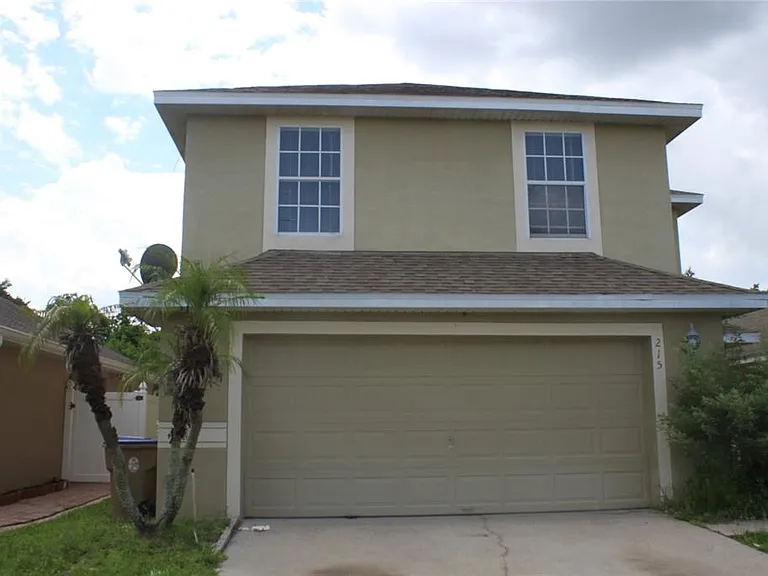215 Owenshire Cir — Photo 1