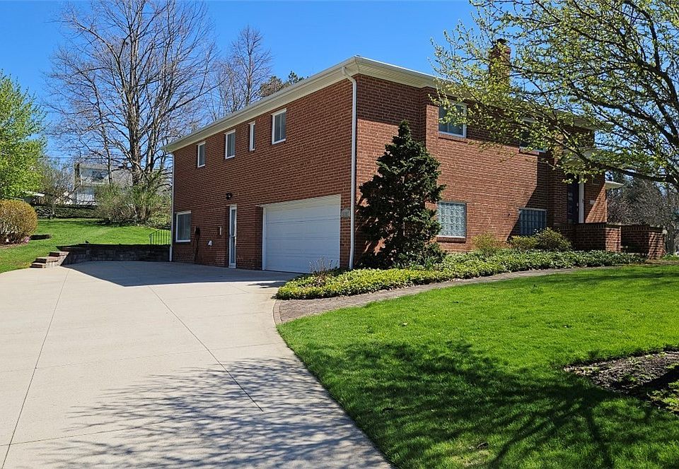 2nd image of 2157 Lyndway Rd