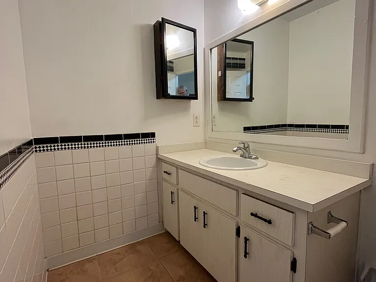6659 Westmont Dr — Photo 9