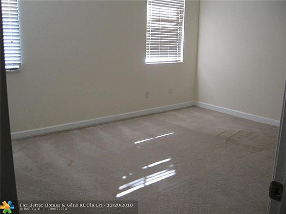 4th image of 3923 SW 156th Ave #3923
