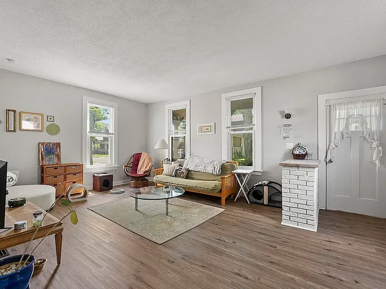 519 Riverside Ave #1 — Photo 4