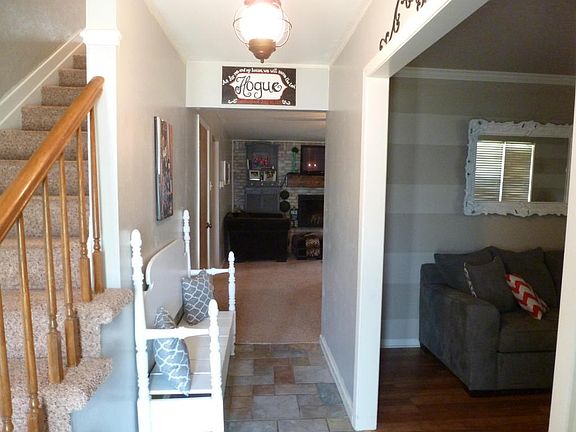 3rd image of 1507 Canyon Dr