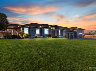 200 Summer Ridge Ln, Malaga, WA 98828