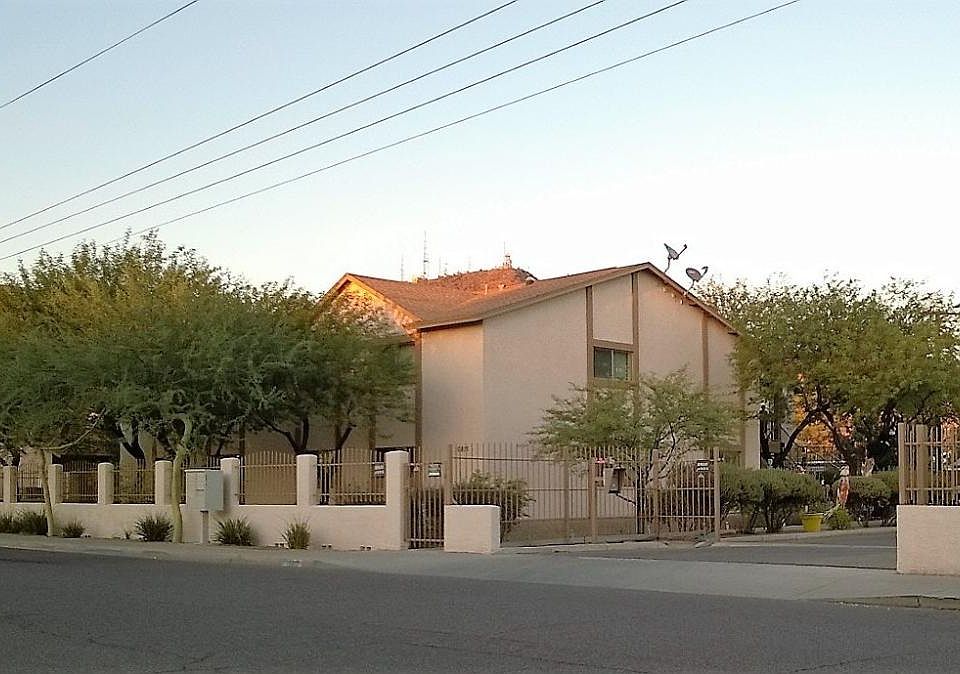 1st image of 10815 N 18th Ave APT 6