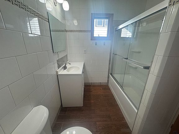 5th image of 2223 Jennings St