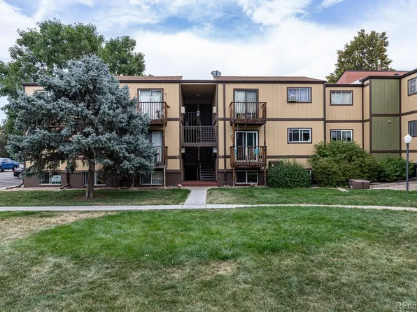 16359 W 10th Ave APT T2, Golden, CO 80401