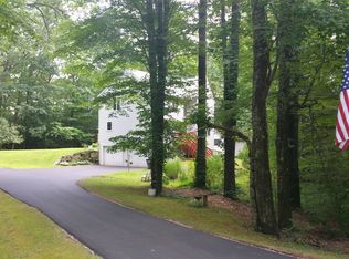 22 Diamond Dr, Danville, NH 03819