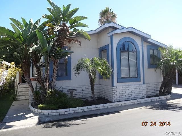 1st image of 320 N Park Vista St Space 85