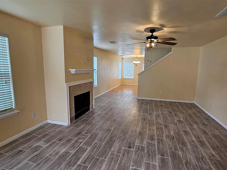 22135 Greengate Dr — Photo 20
