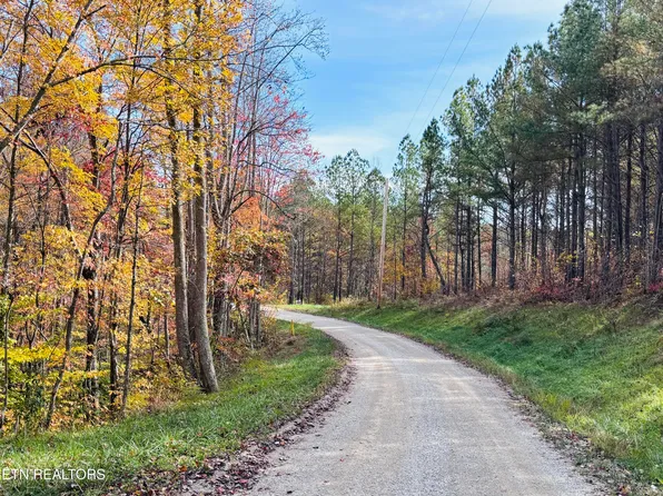 Stonecipher Ct, Robbins, TN 37852