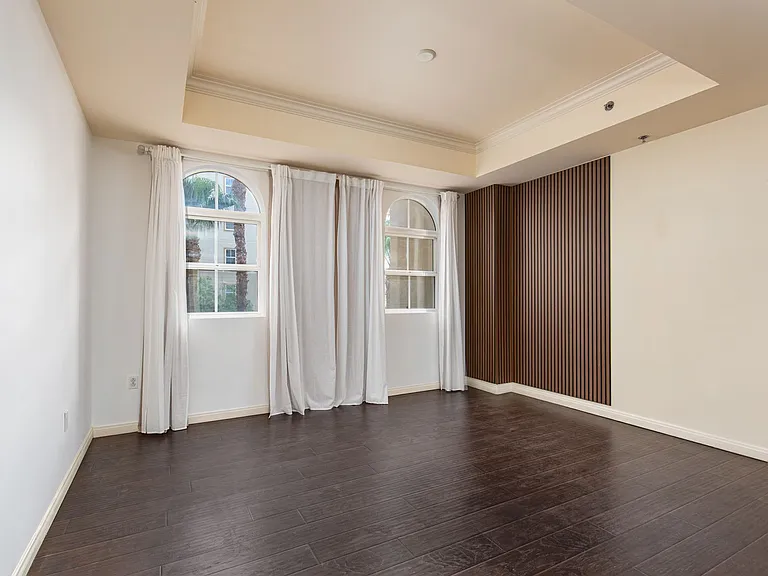 2405 W Serene Ave #522 — Photo 4