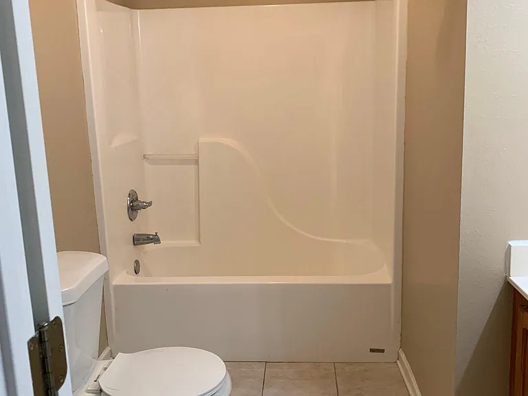 5190 Hemingway Dr — Photo 9