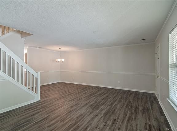 4th image of 5981 Cougar Ln