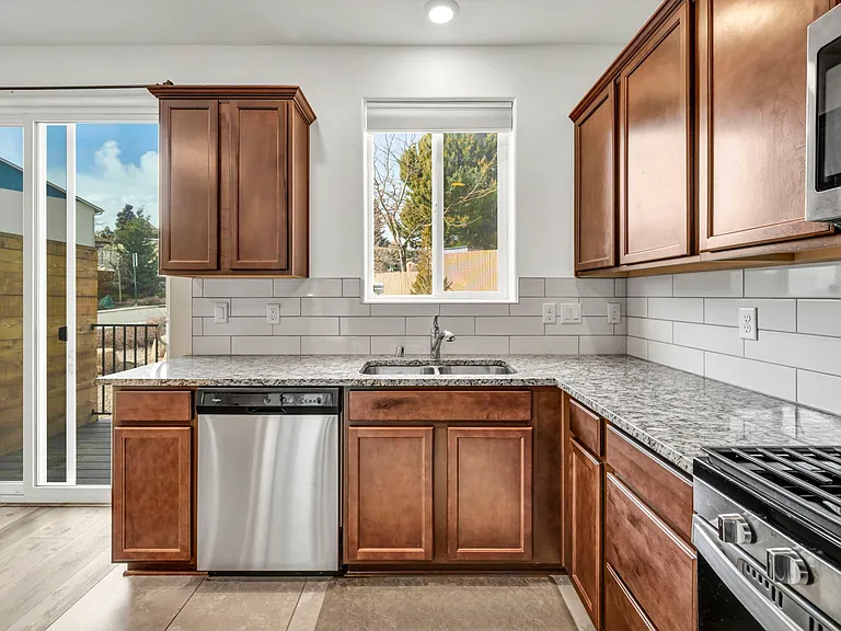 545 Gloria May Ln — Photo 13