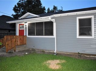 514 NE 29th St, Grand Prairie, TX 75050