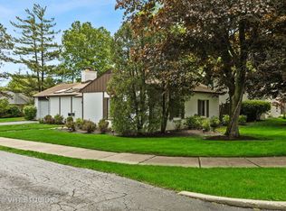 353 Graemere St, Northfield, IL 60093