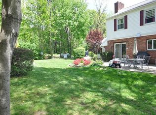 2289 Evergreen St, Yorktown Heights, NY 10598