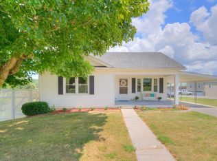 524 S Franklin St, Christiansburg, VA 24073