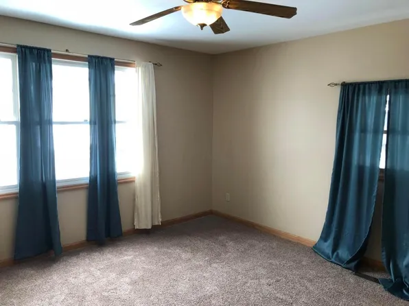 237 Park Ave, New Lexington, OH 43764