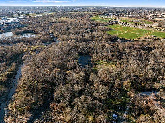 3rd image of 25 Ranchero Rd