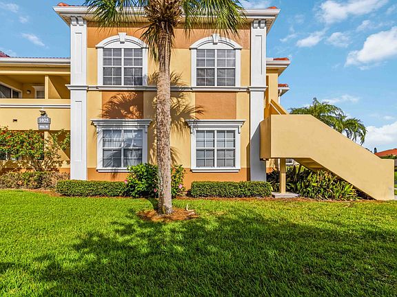 2nd image of 1025 Villagio Cir Unit 204