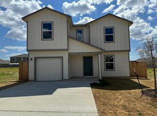 1621 Tesis Dr, Laredo, TX 78046