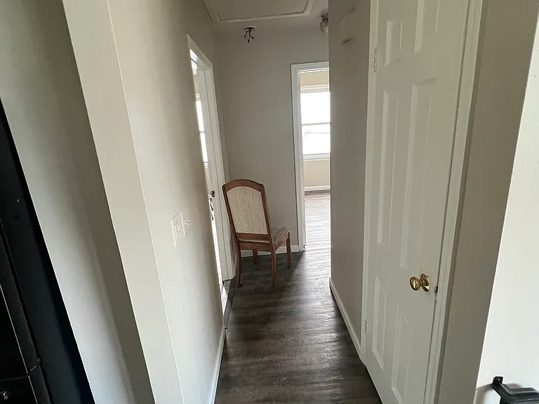 170 Borman Ave — Photo 18